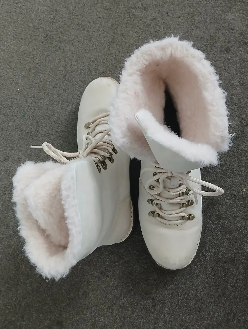 Born women’s cream